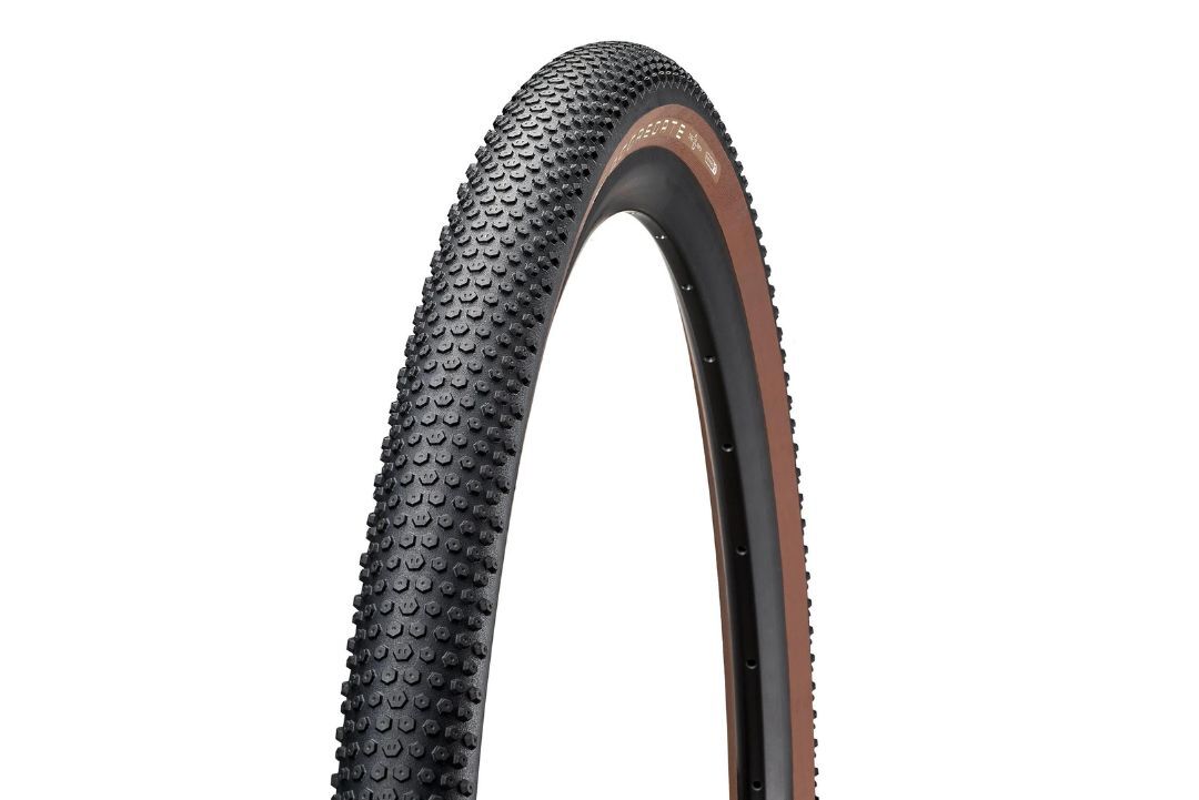 American Classic Aggregate Tubeless Folding Gravel Tyre 700 x 40 - Brown