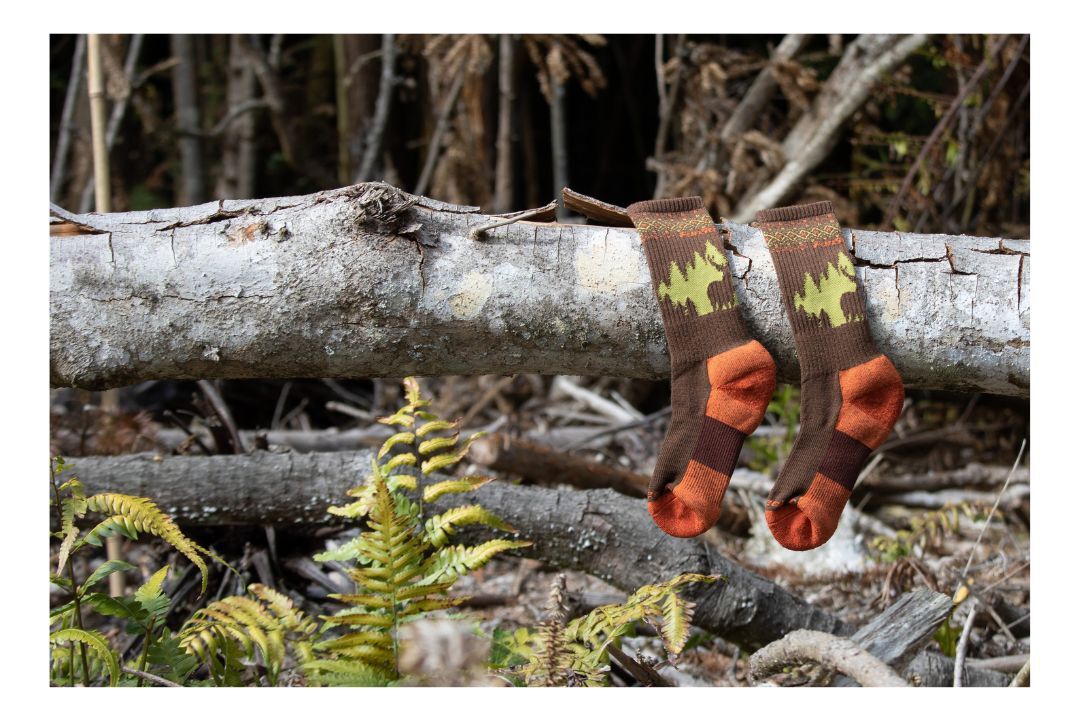 Ciclovation Premium All-Season Trail Socks - Brown Woods
